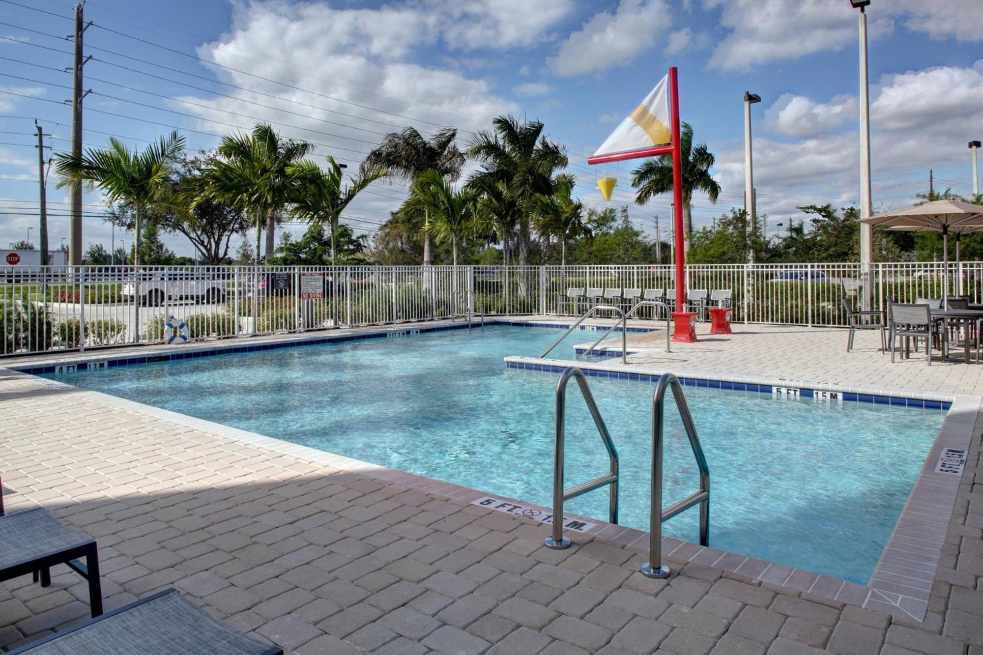 Residence Inn Fort Lauderdale Coconut Creek Exterior photo